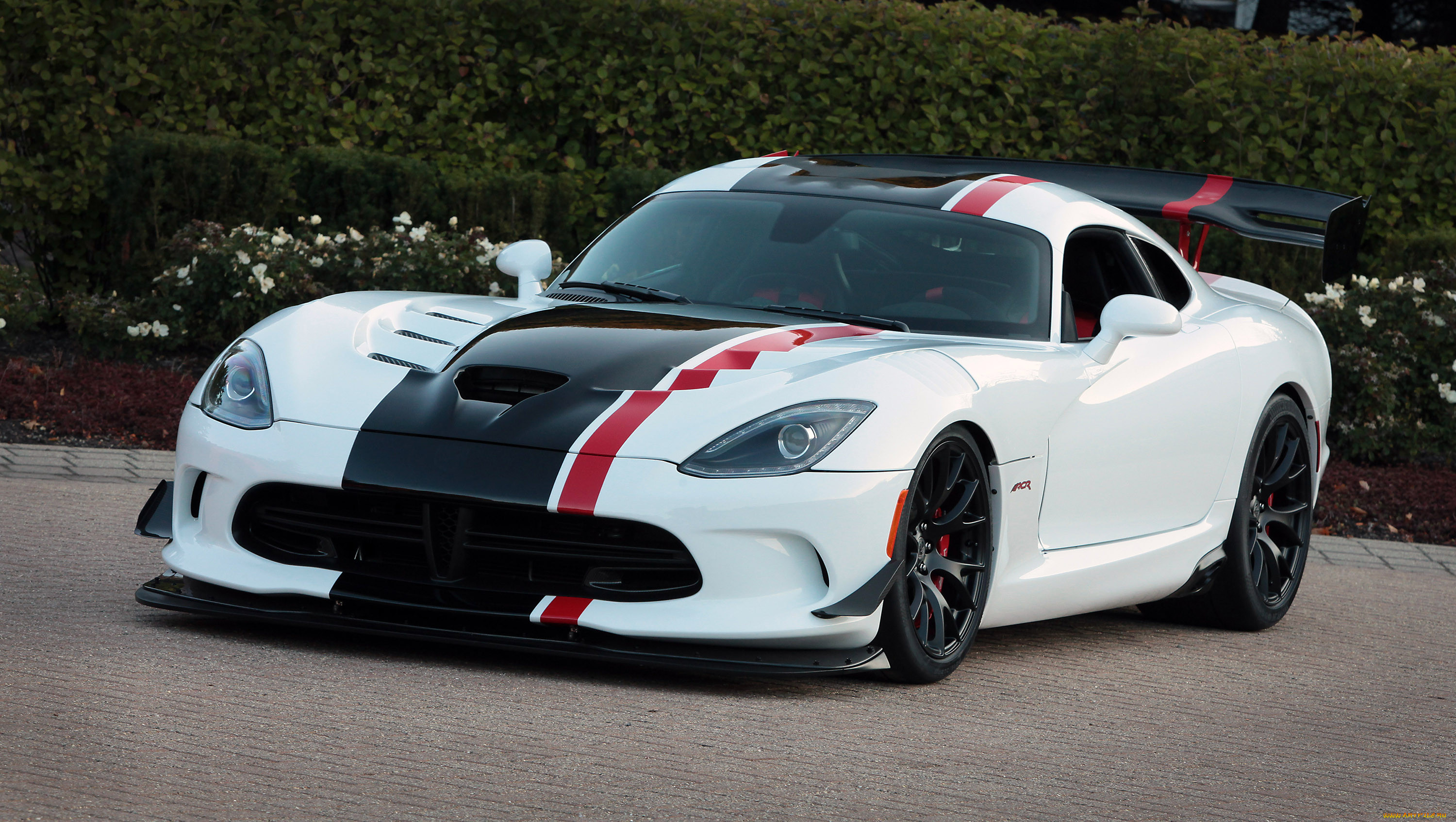 Машины будто. Dodge Viper. Dodge Viper ACR. Додж Вайпер 2015. Додж Вайпер 2020.